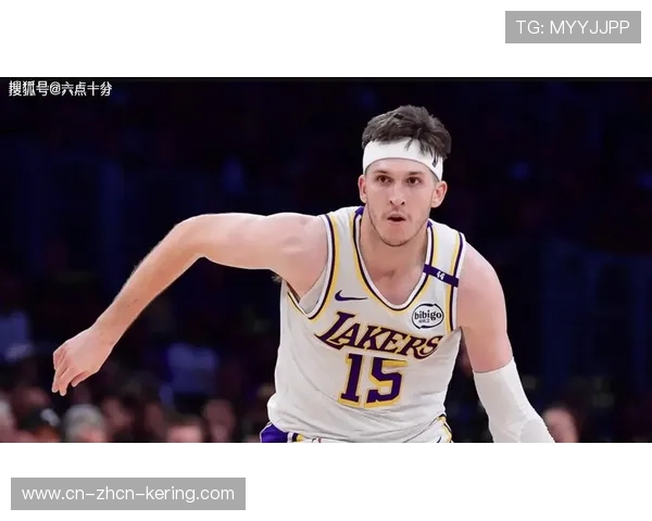 里夫斯爆砍92分率湖人大胜 关键时刻接管比赛展现领袖风范 里夫斯爆砍92分率湖人大胜 关键时刻接管比赛展现领袖风范